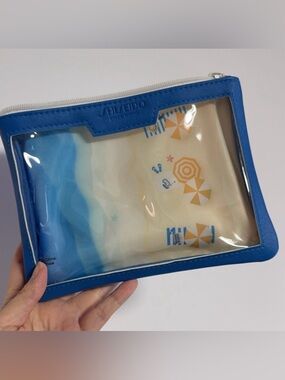 New Shiseido blue and clear vinyl beach-themed makeup bag/cosmetic travel bag